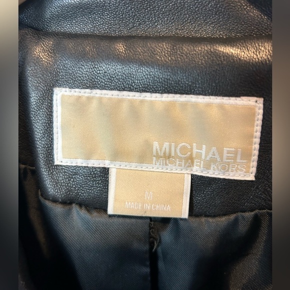 018. MK Women’s Black Leather Jacket GORGEOUS! Length 25” • M - Picture 4 of 10